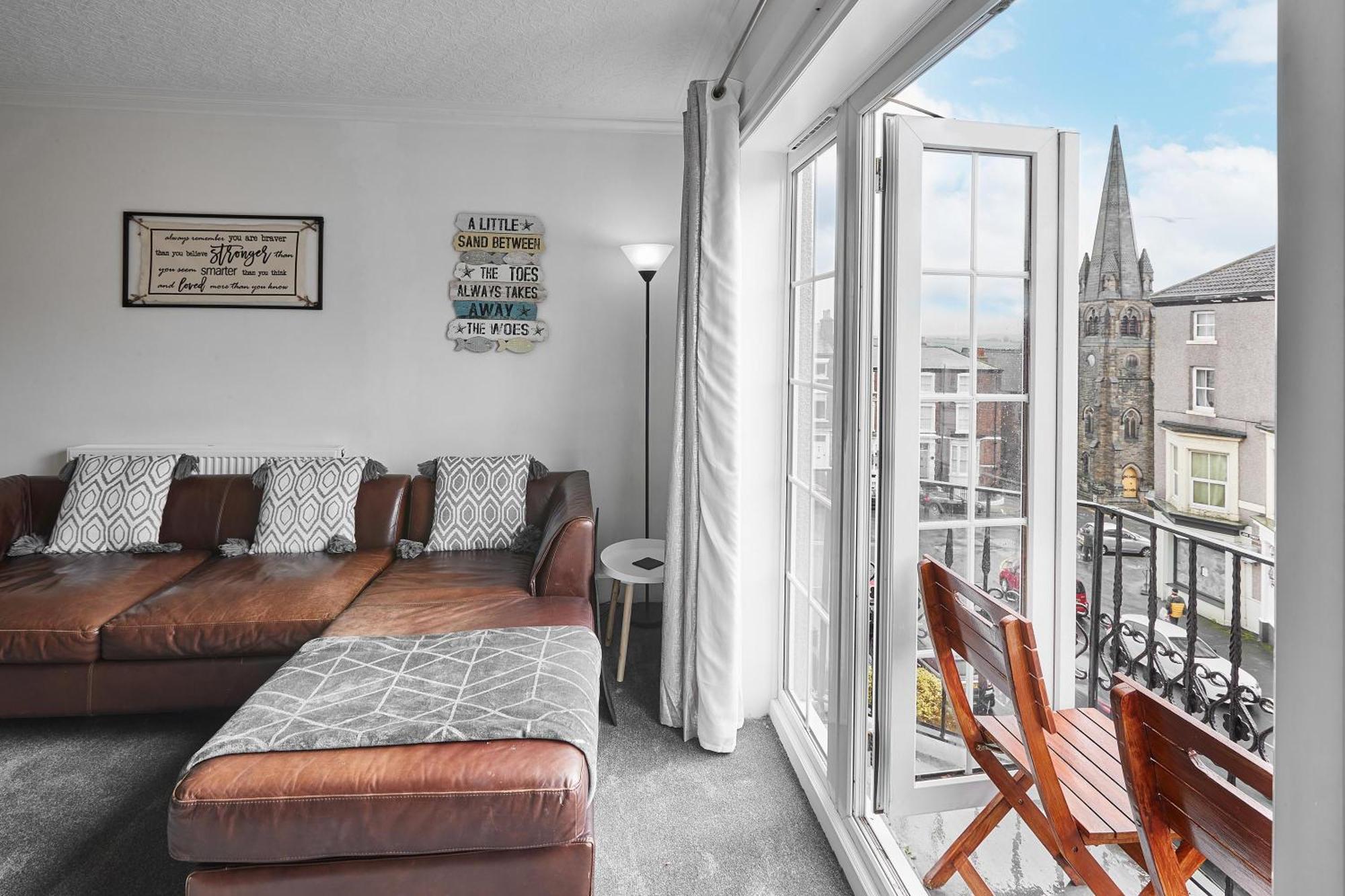 Glencoe Holiday Apartments Whitby Bagian luar foto