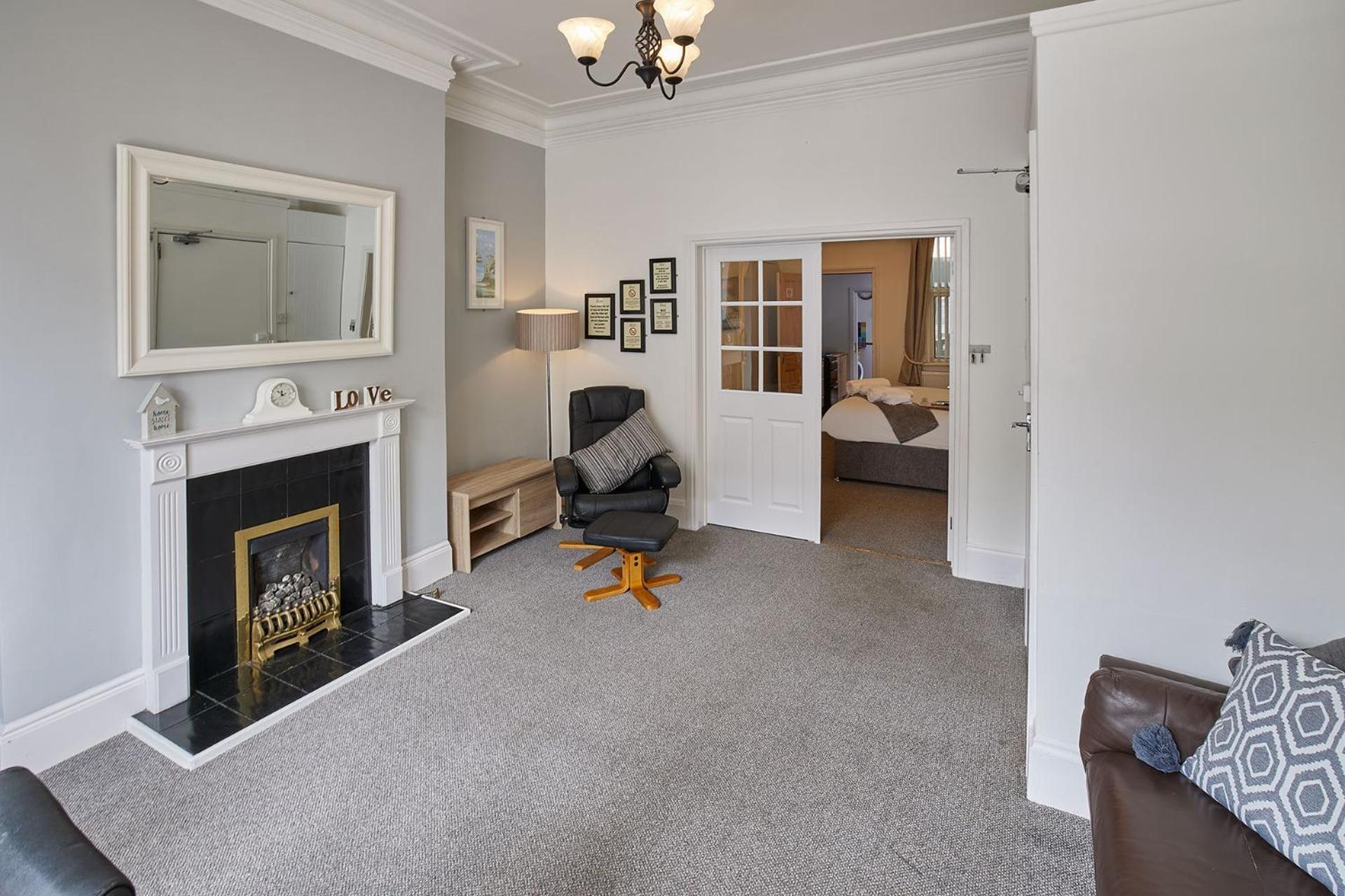 Glencoe Holiday Apartments Whitby Bagian luar foto